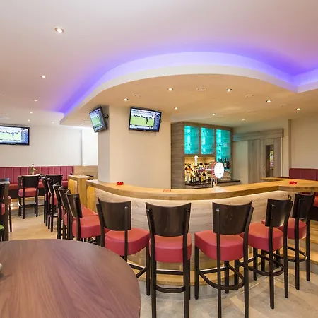 Neuberliner Hof Gmbh Hotel