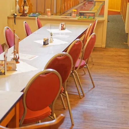 Neuberliner Hof Gmbh 2*